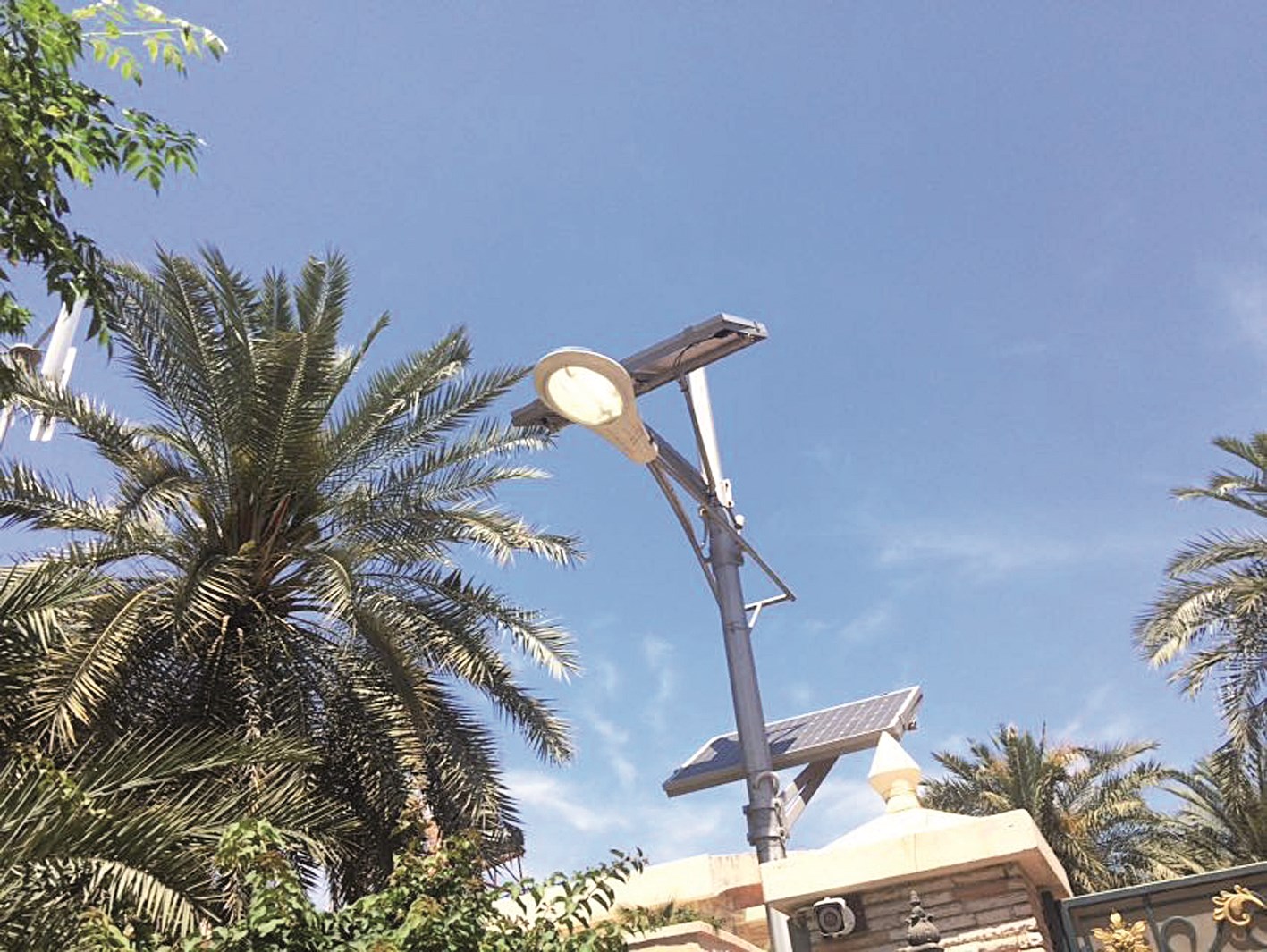 إضاءة الحديقة ... ببلاش