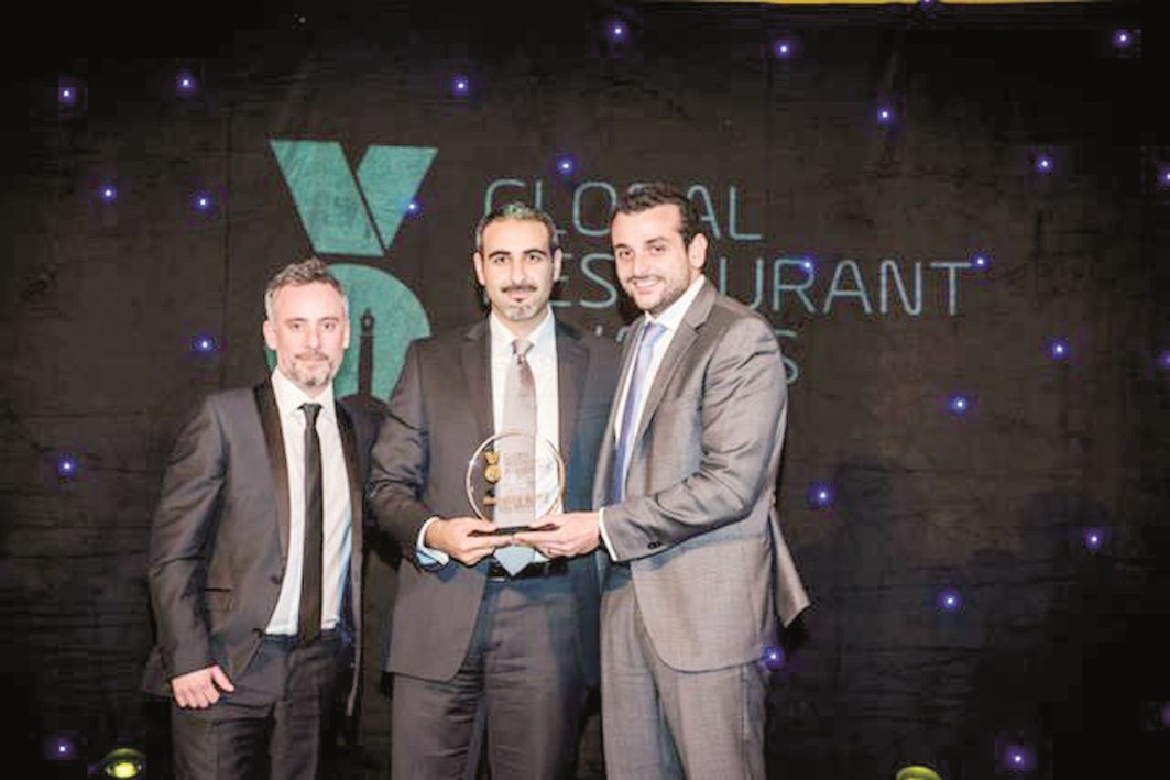 u0627u0644u062du0643u064au0645 u0645u062au0633u0644u0651u0645u0627u064b u0627u0644u062cu0627u0626u0632u0629