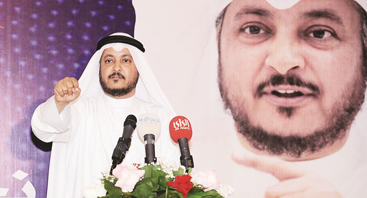 u0627u0644u0639u062au064au0628u064a u0645u062au062du062fu062bu0627u064b (u062au0635u0648u064au0631 u0643u0631u0645 u062fu064au0627u0628)