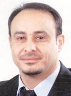 إحسان أبونفيسة