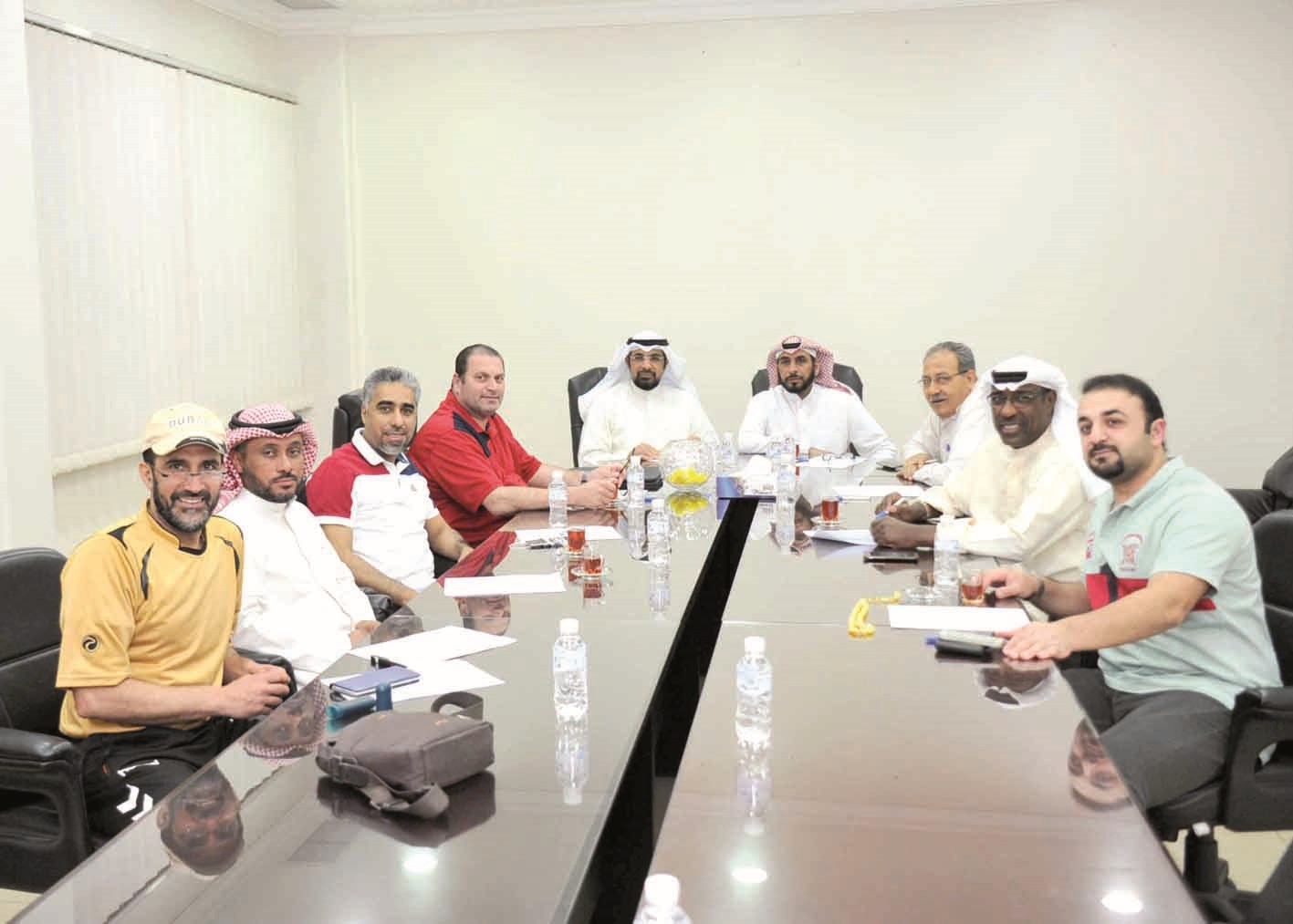 u0627u0644u0639u0646u0632u064a u0648u0627u0644u0623u0646u0635u0627u0631u064a u0623u062bu0646u0627u0621 u0645u0631u0627u0633u0645 u0627u0644u0642u0631u0639u0629 (u062au0635u0648u064au0631 u0633u0639u062f u0647u0646u062fu0627u0648u064a)