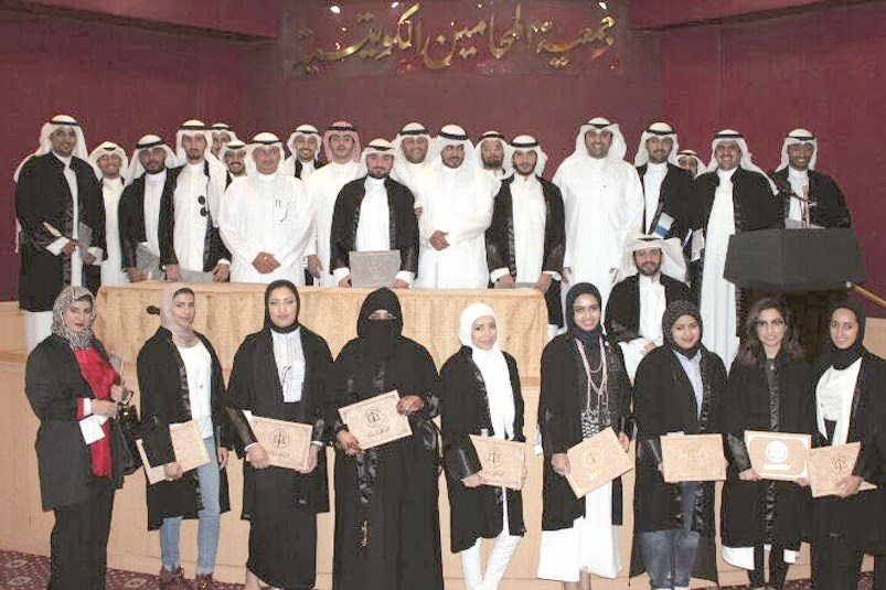 u0627u0644u0645u062du0627u0645u0648u0646 u0627u0644u062cu062fu062f u0628u0639u062f u062au0643u0631u064au0645u0647u0645 u0639u0644u0649 u0645u0633u0631u062d u062cu0645u0639u064au0629 u0627u0644u0645u062du0627u0645u064au0646