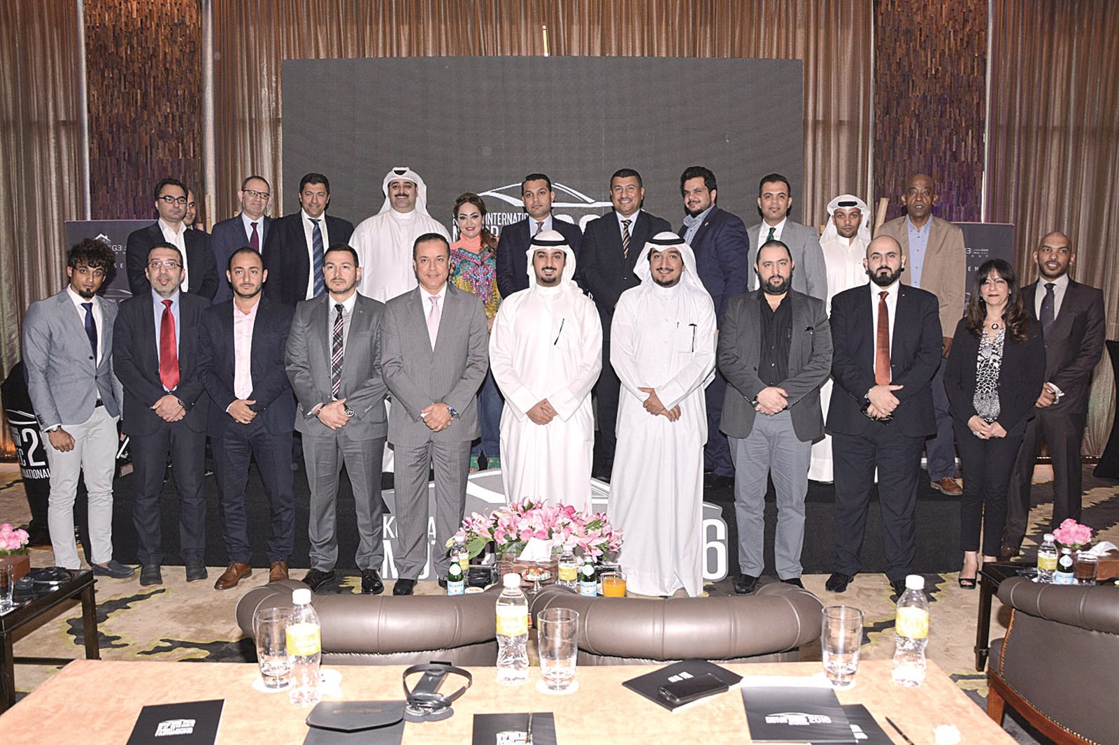 u0627u0644u0635u0628u0627u062d u0648u0639u0641u064au0641u064a u064au062au0648u0633u0651u0637u0627u0646 u0645u0645u062bu0651u0644u064a u0648u0643u0627u0644u0627u062a u0627u0644u0633u064au0627u0631u0627u062a