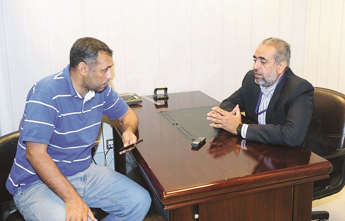 الزايد متحدثا للزميل عمر العلاس