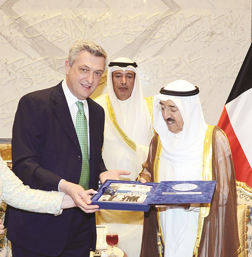 u0633u0645u0648 u0627u0644u0623u0645u064au0631 u064au062au0644u0642u0649 u0645u0646 u063au0631u0627u0646u062fu064a u0643u062au0627u0628 u00abu0627u0644u0643u0648u064au062a u062au0633u062au062cu064au0628u00bb