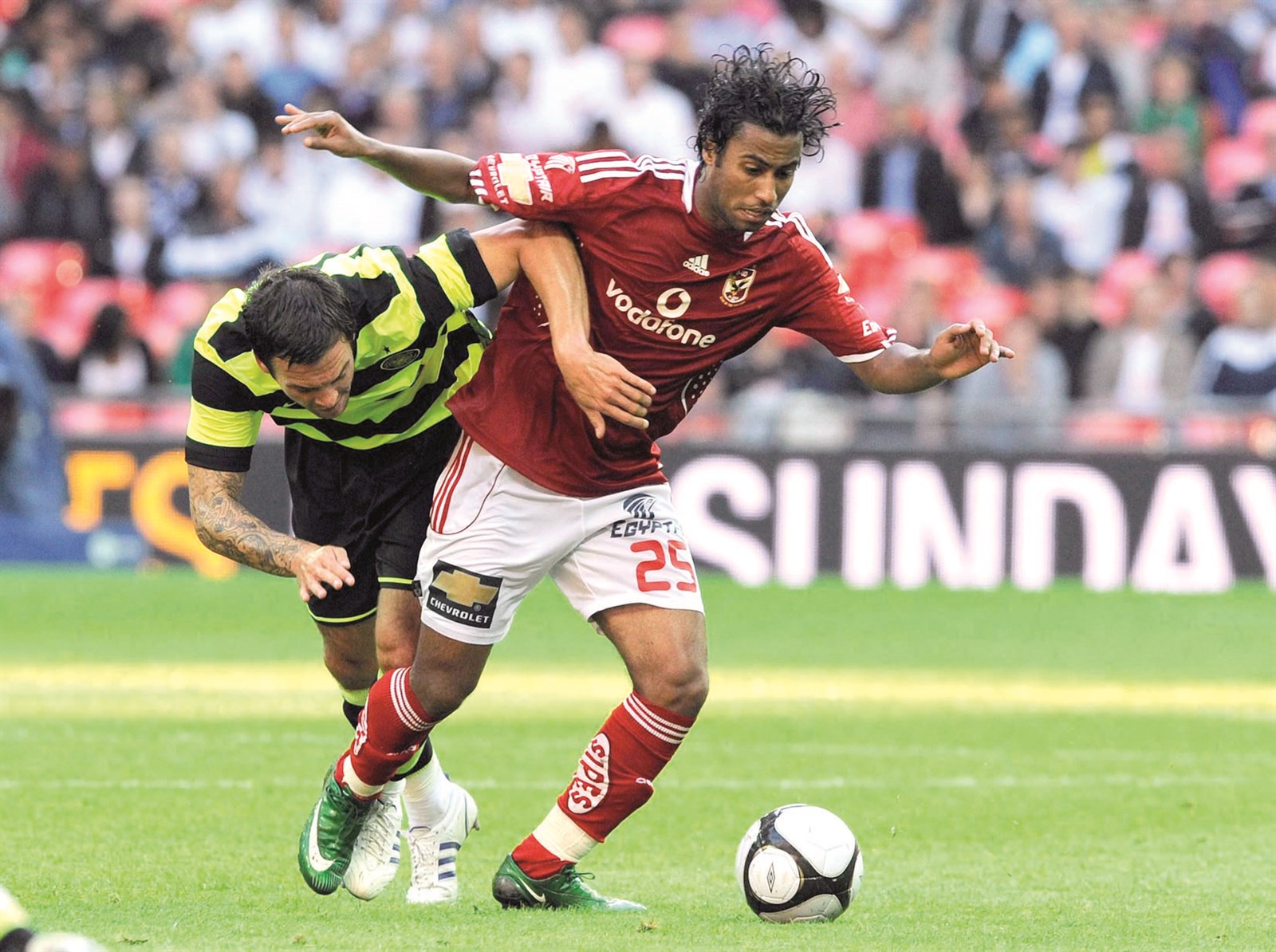 u062du0633u0627u0645 u0639u0627u0634u0648u0631 u0639u0627u062f u0625u0644u0649 u062au062fu0631u064au0628u0627u062a u0627u0644u0623u0647u0644u064a