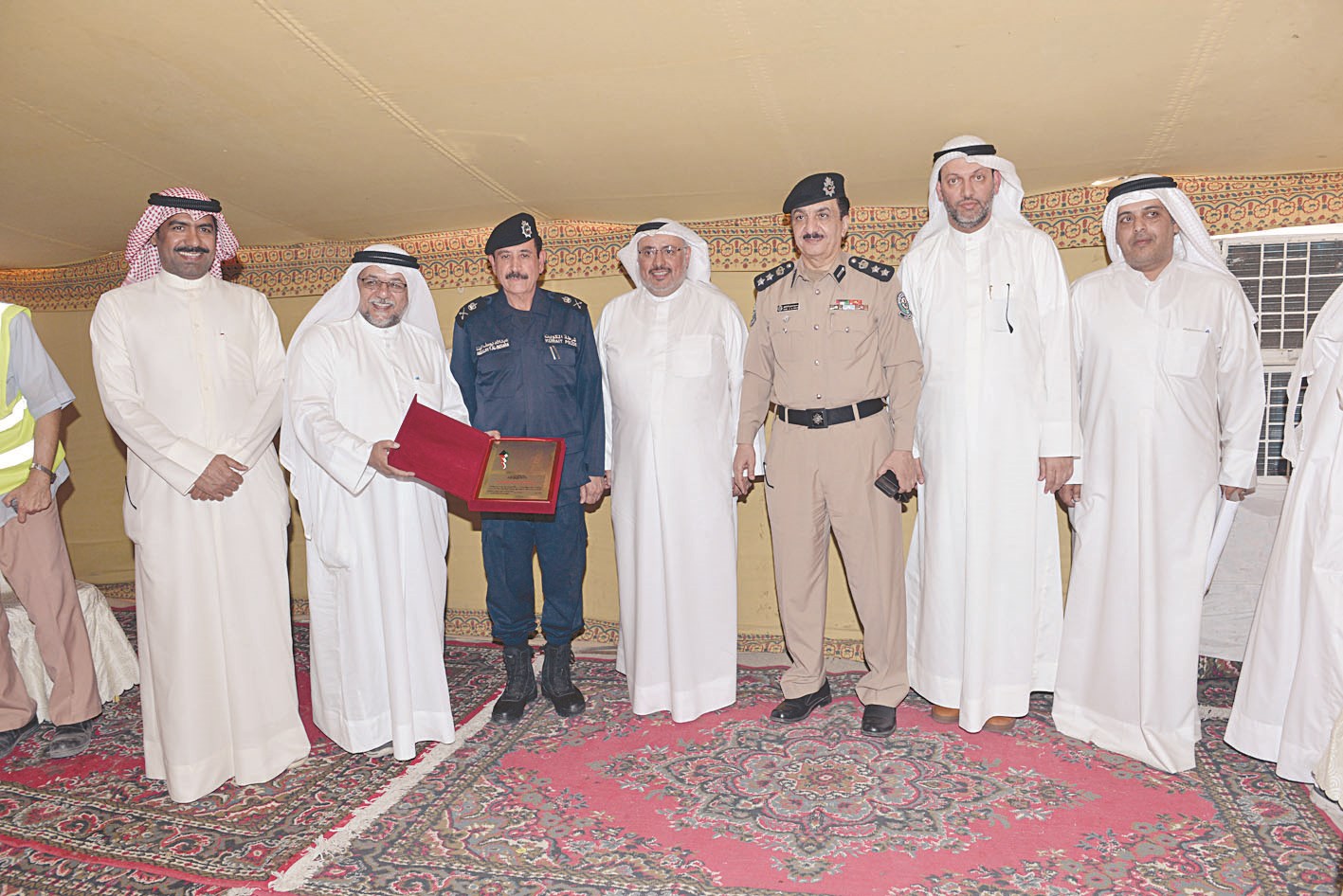 وفدا «الأشغال» و«المرور» عقب الافتتاح (تصوير كرم ذياب)