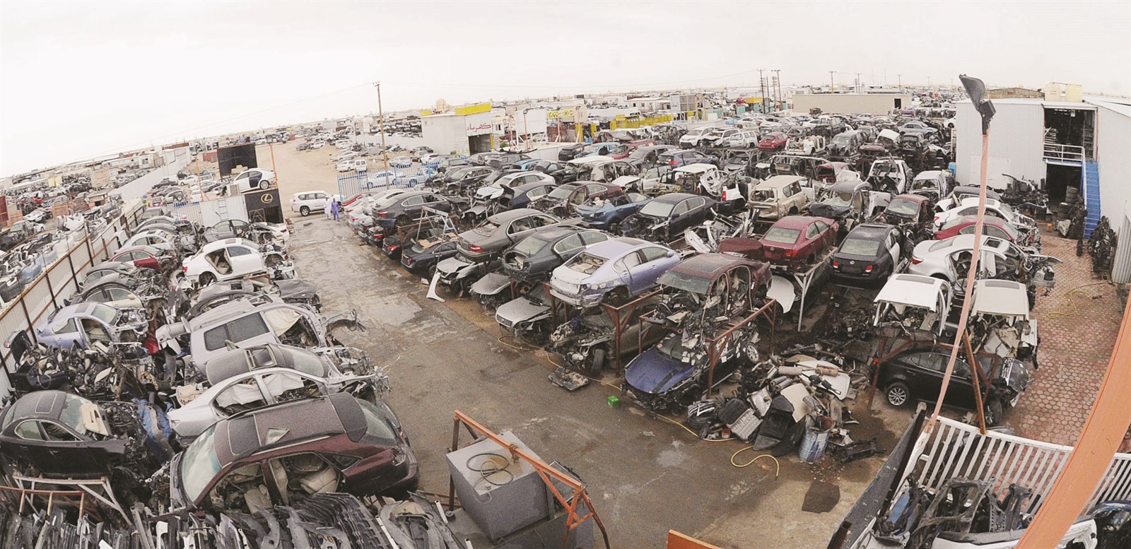 سكراب... بلا خدمات (تصوير نايف العقلة)