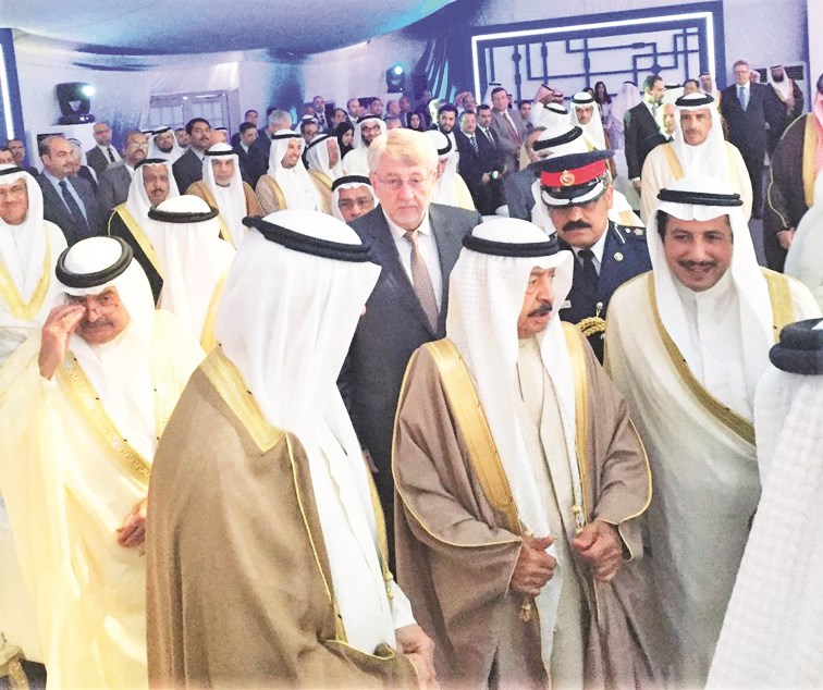 u0631u0626u064au0633 u0648u0632u0631u0627u0621 u0627u0644u0628u062du0631u064au0646 u0648u0639u0632u0627u0645 u0627u0644u0635u0628u0627u062d