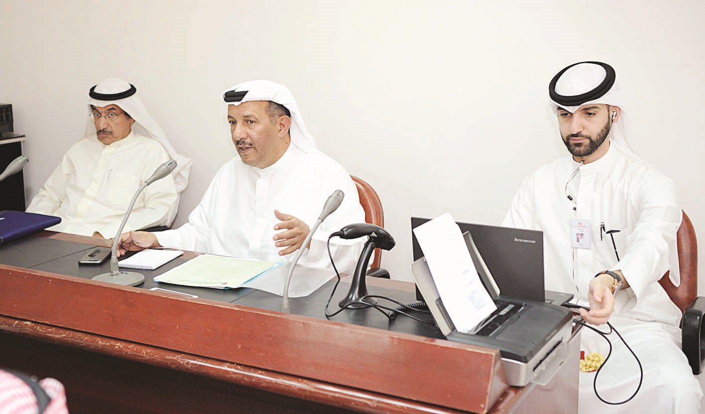 u0627u0644u0628u062fu0631 u0645u062au0631u0626u0633u0627u064b u0627u0644u0639u0645u0648u0645u064au0629 (u062au0635u0648u064au0631 u0646u0627u064au0641 u0627u0644u0639u0642u0644u0629)