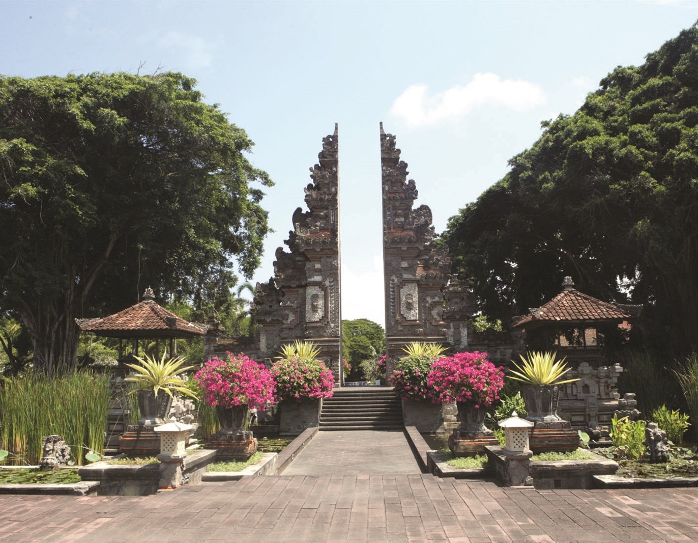 u0627u0644u062du062fu064au0642u0629 u0627u0644u0648u0637u0646u064au0629... u0645u0648u0642u0639 u0633u064au0627u062du064a u0639u0627u0626u0644u064a