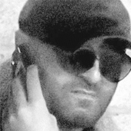 الصورة التي منحته لقب «الشبح»