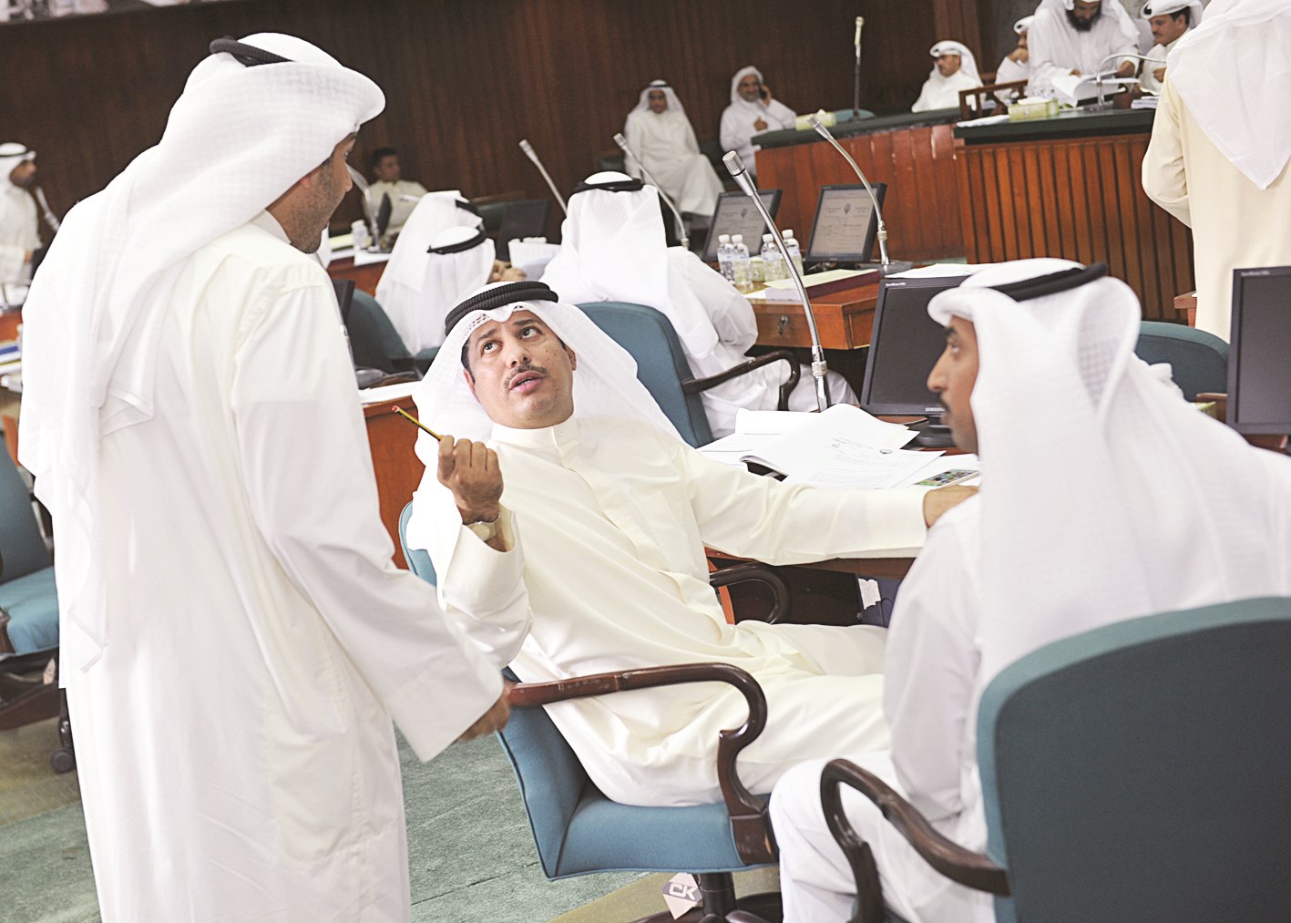 نقاش بين البغيلي والموسى والخرينج