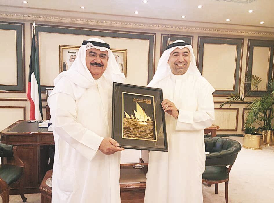 u0627u0644u0645u062eu064au0632u064au0645 u0645u0643u0631u0651u0645u0627u064b u0627u0644u0645u0647u0646u0627