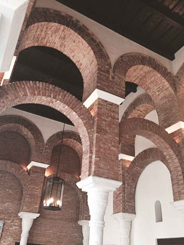 فندق في غرناطة على الطراز الإسلامي