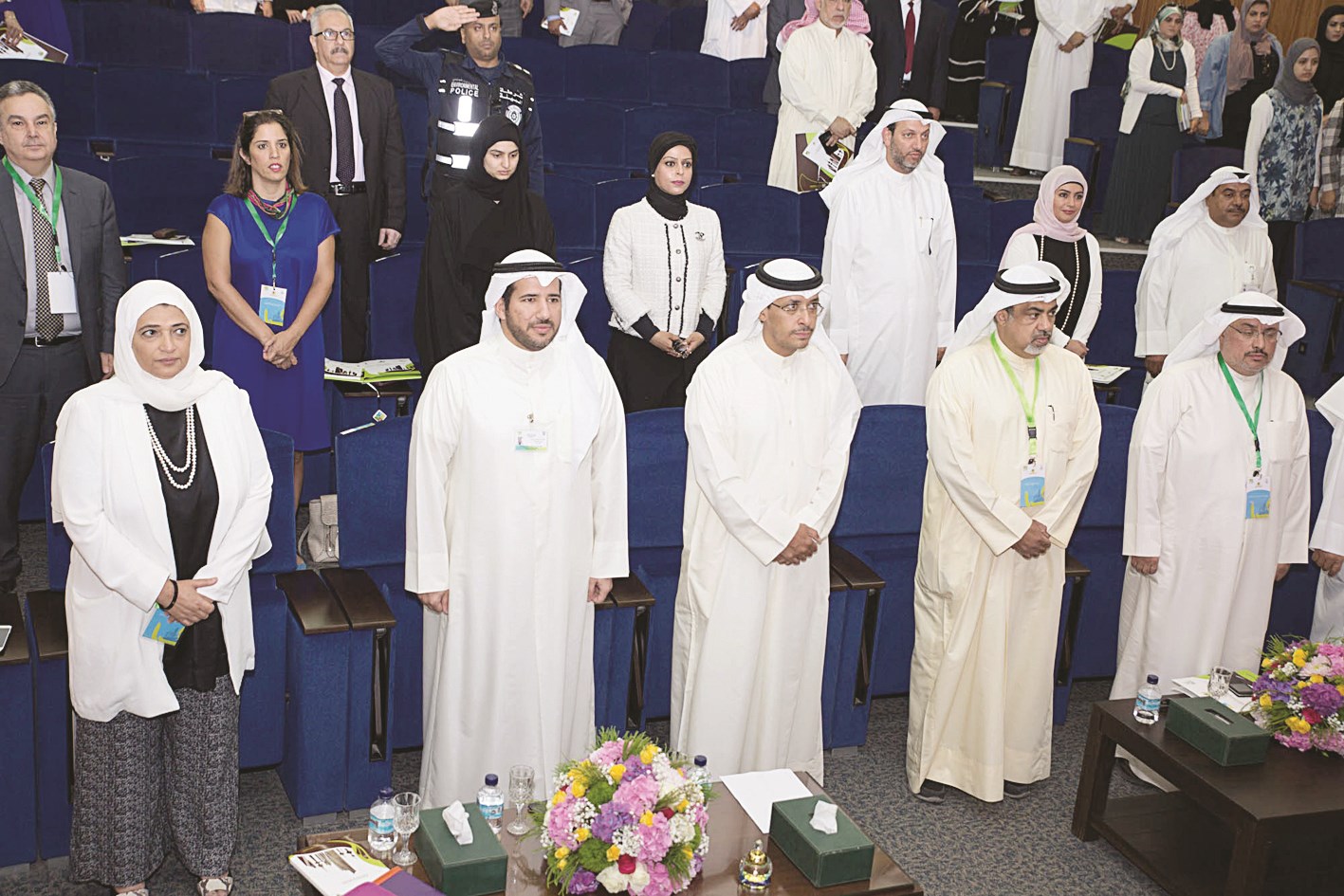 u0627u0644u0623u062du0645u062f u0648u0643u0628u0627u0631 u062du0636u0648u0631 u0627u0644u0648u0631u0634u0629 u0644u062fu0649 u0627u0646u0637u0644u0627u0642u0647u0627