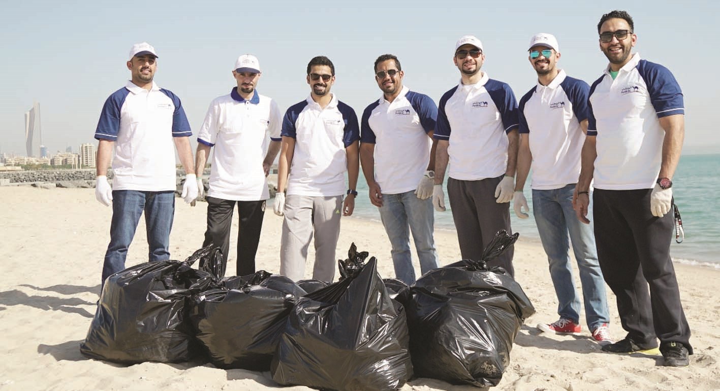 فريق البنك في إحدى الجولات