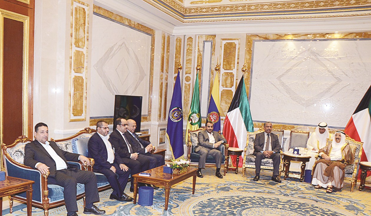 سموه مستقبلاً رئيس وفد المؤتمر الشعبي ورئيس وفد «أنصارالله»