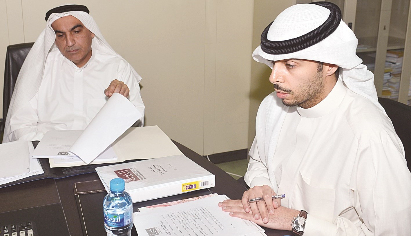 u0637u0644u0627u0644 u0628u062fu0631 u0627u0644u0628u062du0631 u0645u062au0631u0626u0633u0627u064b u0627u0644u0639u0645u0648u0645u064au0629 (u062au0635u0648u064au0631 u0645u0648u0633u0649 u0639u064au0627u0634)