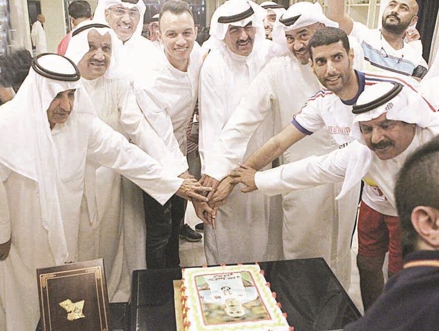 u0634u0627u062fu064a u0627u0644u0647u0645u0627u0645u064a u064au062au0648u0633u0651u0637 u0623u0633u0631u0629 u0646u0627u062fu064a u0627u0644u0643u0648u064au062a