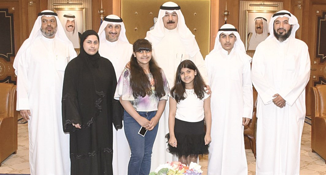 u0627u0644u062eu0627u0644u062f u0645u062au0648u0633u0637u0627u064b u0623u0633u0631u0629 u0627u0644u0634u0647u064au062f u0627u0644u062fu0648u0633u0631u064a