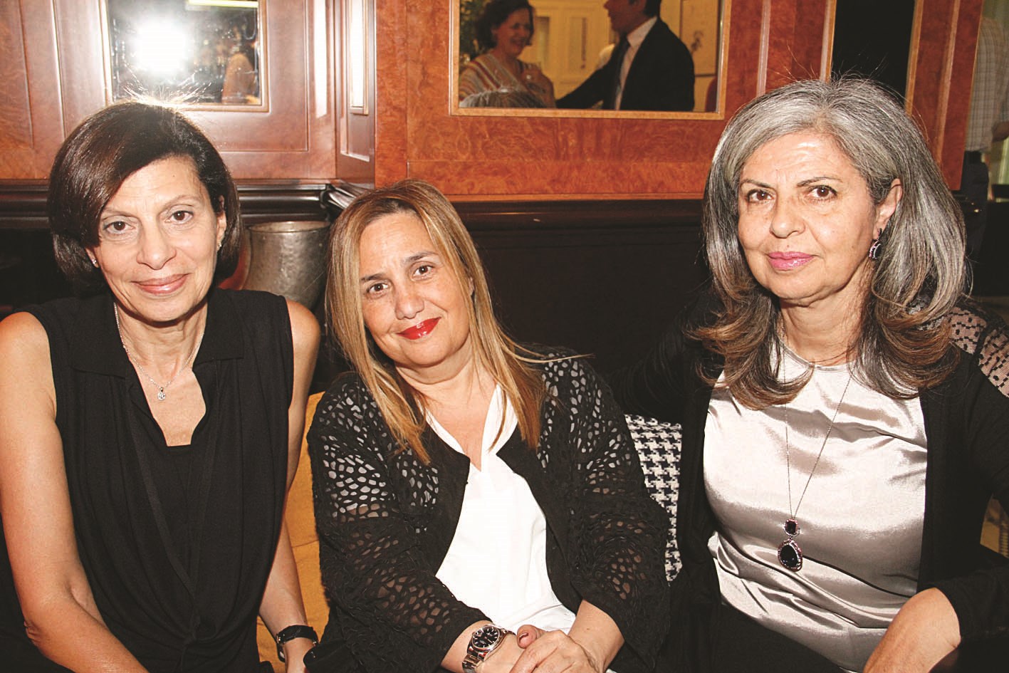 سناء الجاك وزينة ريشاني ومي خيرالله