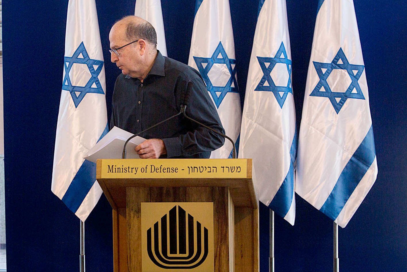 u064au0639u0627u0644u0648u0646 u0628u0639u062f u0645u0624u062au0645u0631u0647 u0627u0644u0635u062du0627u0641u064a u0641u064a u0648u0632u0627u0631u0629 u0627u0644u062fu0641u0627u0639 u0641u064a u062au0644 u0623u0628u064au0628 u0623u0645u0633  (u0627 u0628)