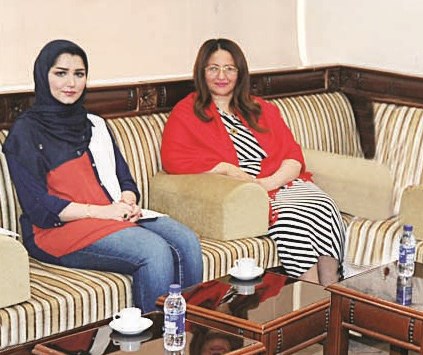 المشاركات في الندوة يتحدثن لـ«الراي» (تصوير نور هنداوي)