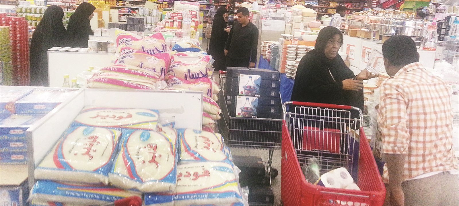 استطلاع أسعار المهرجانات استعدادا لرمضان