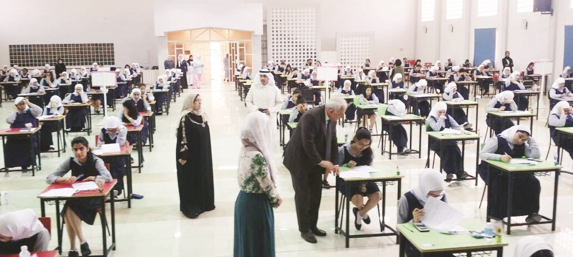 u0648u0632u064au0631 u0627u0644u062au0631u0628u064au0629 u0641u064a u0625u062du062fu0649 u0644u062cu0627u0646 u0645u062fu0627u0631u0633 u0627u0644u0639u0627u0635u0645u0629