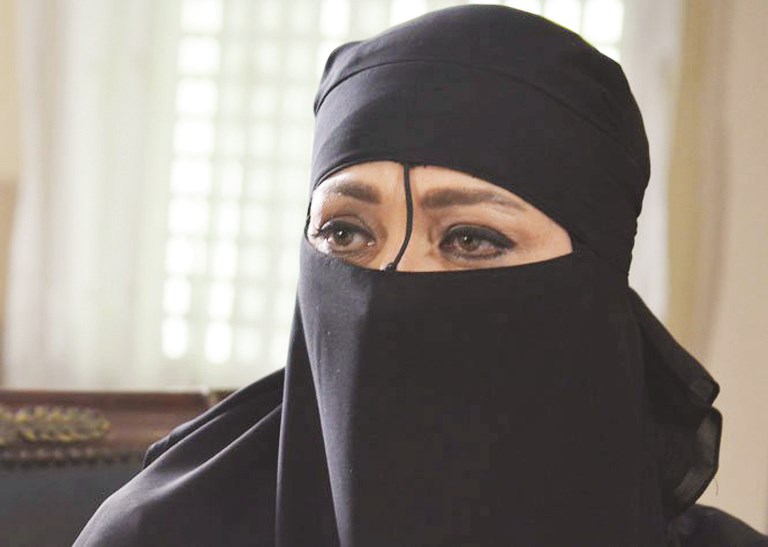 u0644u064au0644u0649 u0639u0644u0648u064a u0641u064a u0645u0634u0647u062f u0645u0646 u0645u0633u0644u0633u0644 u00abu0647u064a u0648u062fu0627u0641u0646u0634u064au00bb