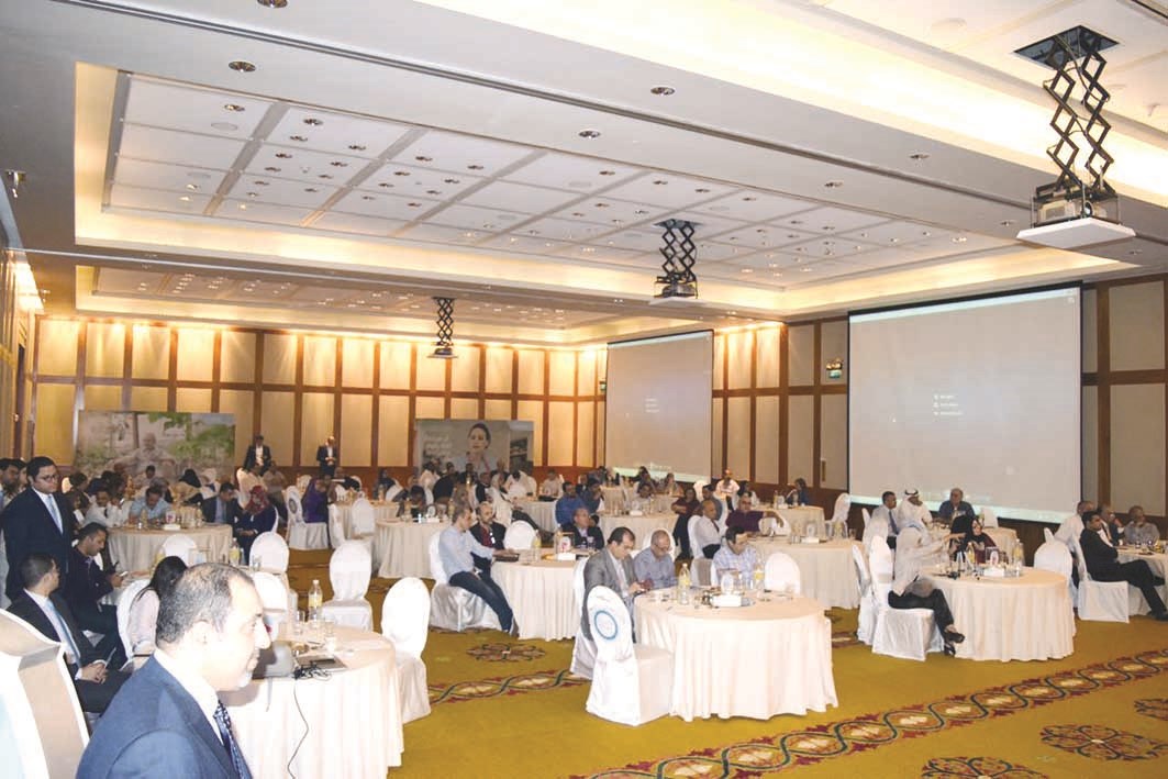 حضور الملتقى