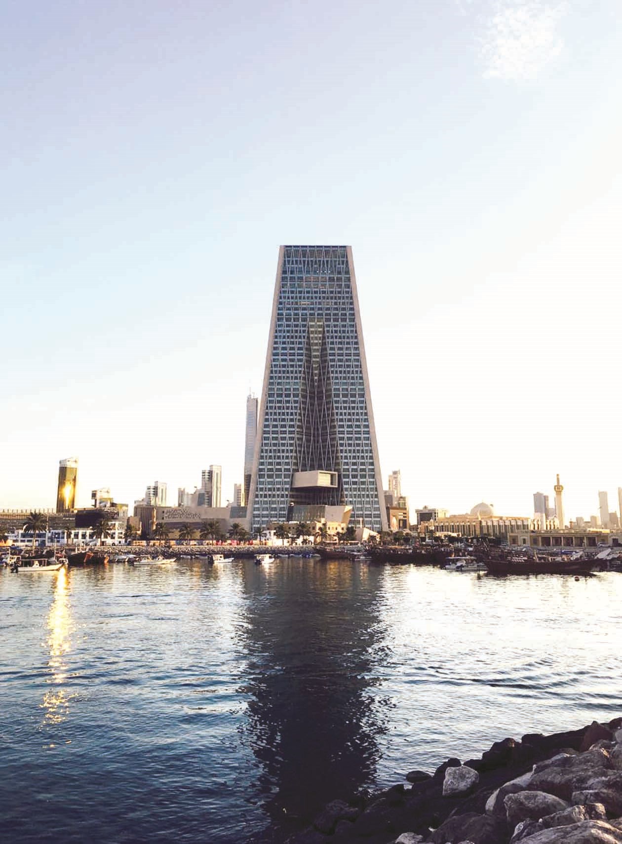 برج «المركزي» الجديد... تحفة معمارية في قلب الكويت