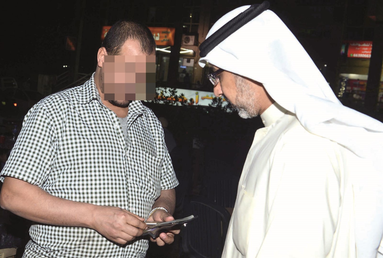 تدقيق على البطاقات المدنية