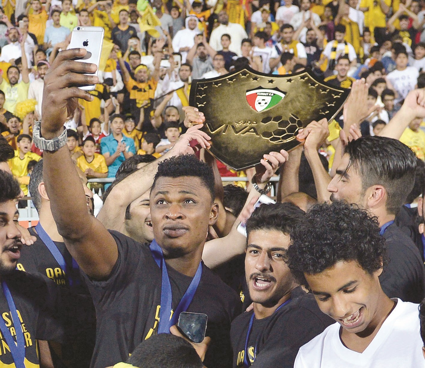 u00abu062fu0648u0631u064a u0641u064au0641u0627u00bb u0623u0646u0642u0630 u0645u0648u0633u0645 u0627u0644u0642u0627u062fu0633u064au0629  (u0627u0644u0623u0632u0631u0642 u062fu0648u062a u0643u0648u0645)