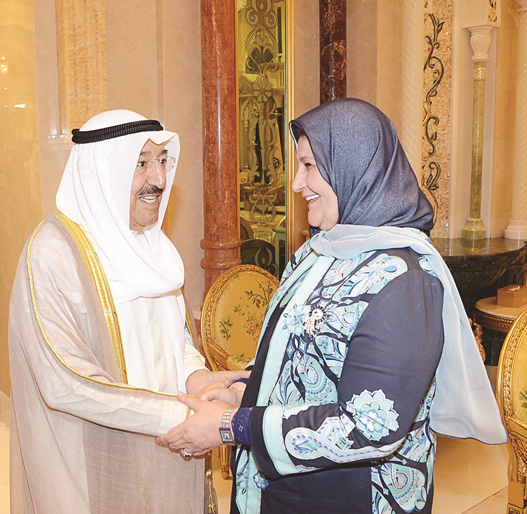 سمو الأمير وفايزة الخرافي