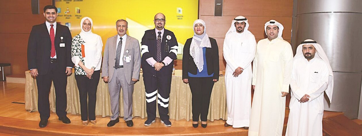 u0627u0644u0635u0628u0627u062d u0648u0627u0644u0633u0645u0627u0639u064au0644 u0648u0627u0644u0639u0631u0627u062fu0629 u0648u0645u0633u0624u0648u0644u0648 u00abu0627u0644u0628u062au0631u0648u0644u00bb u0639u0642u0628 u0627u0644u0646u062fu0648u0629 (u062au0635u0648u064au0631 u0623u0633u0639u062f u0639u0628u062fu0627u0644u0644u0647)