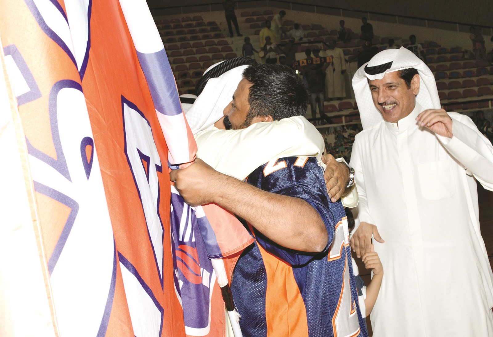 u0627u0644u0628u0646u0648u0627u0646... u00abu0627u0644u0623u0633u0639u062fu00bb u0628u062au062au0648u064au062c u0643u0627u0638u0645u0629 u0641u064a u00abu0627u0644u0633u0644u0629u00bbb (u062au0635u0648u064au0631 u0628u0633u0627u0645 u0632u064au062fu0627u0646)