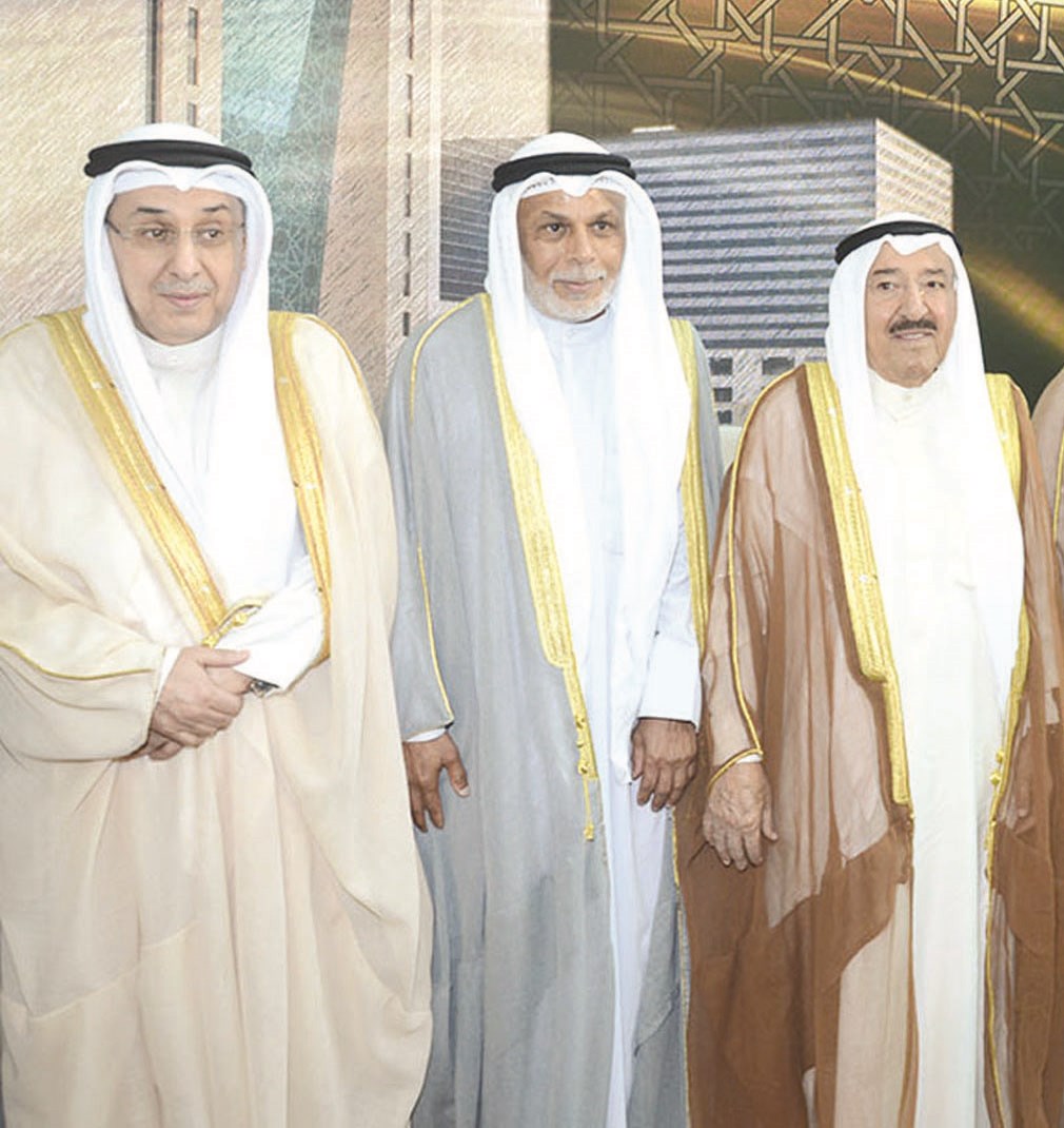 ... ومع أعضاء المجلس الأعلى للقضاء