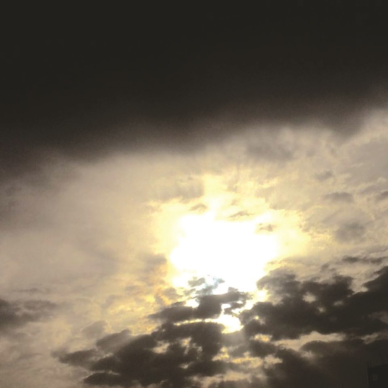 غروب الشمس بعدسة أبوطالب