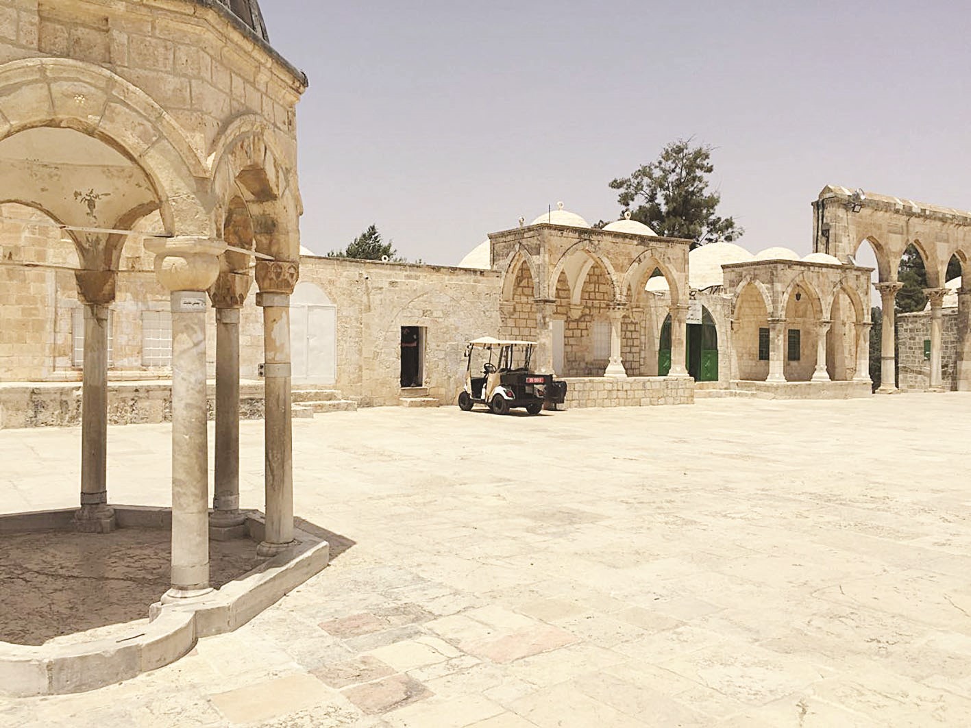 u0627u0644u0633u064au0627u0631u0629 u0627u0644u0643u0647u0631u0628u0627u0626u064au0629 u062fu0627u062eu0644 u062du0631u0645 u0627u0644u0623u0642u0635u0649