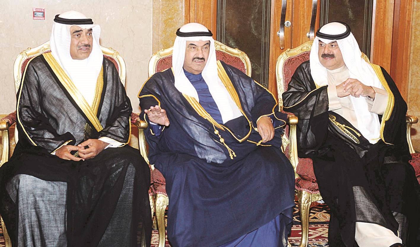 ناصر المحمد يتوسط الخالد والجارالله