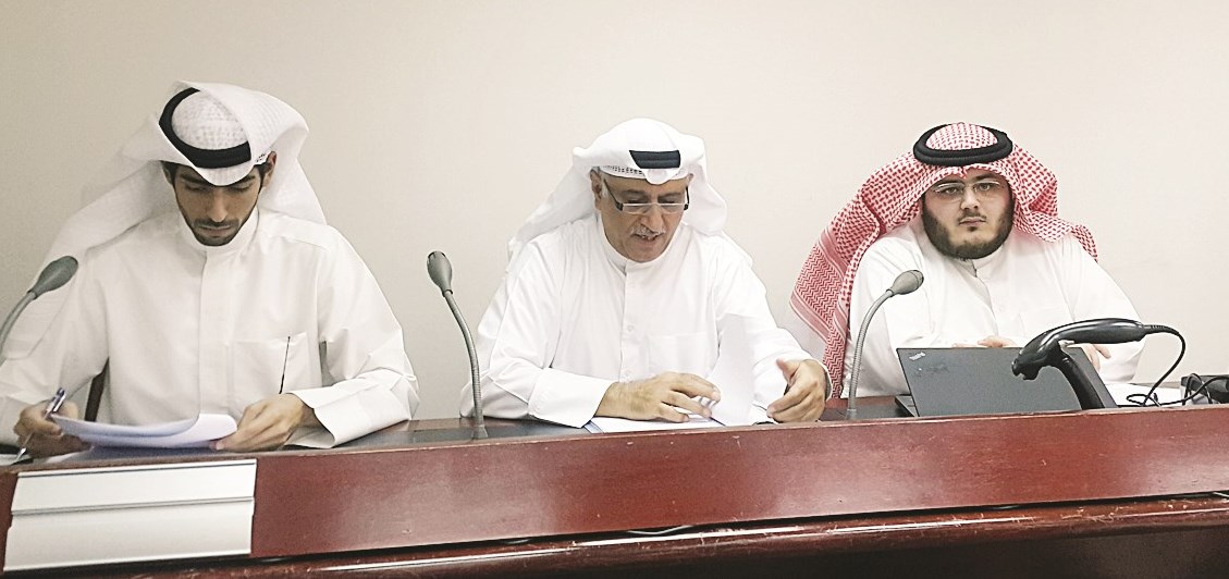 u063au0636u0646u0641u0631 u0645u062au0631u0626u0633u0627u064b u0627u0644u0639u0645u0648u0645u064au0629 (u062au0635u0648u064au0631 u0633u0639u062f u0647u0646u062fu0627u0648u064a)