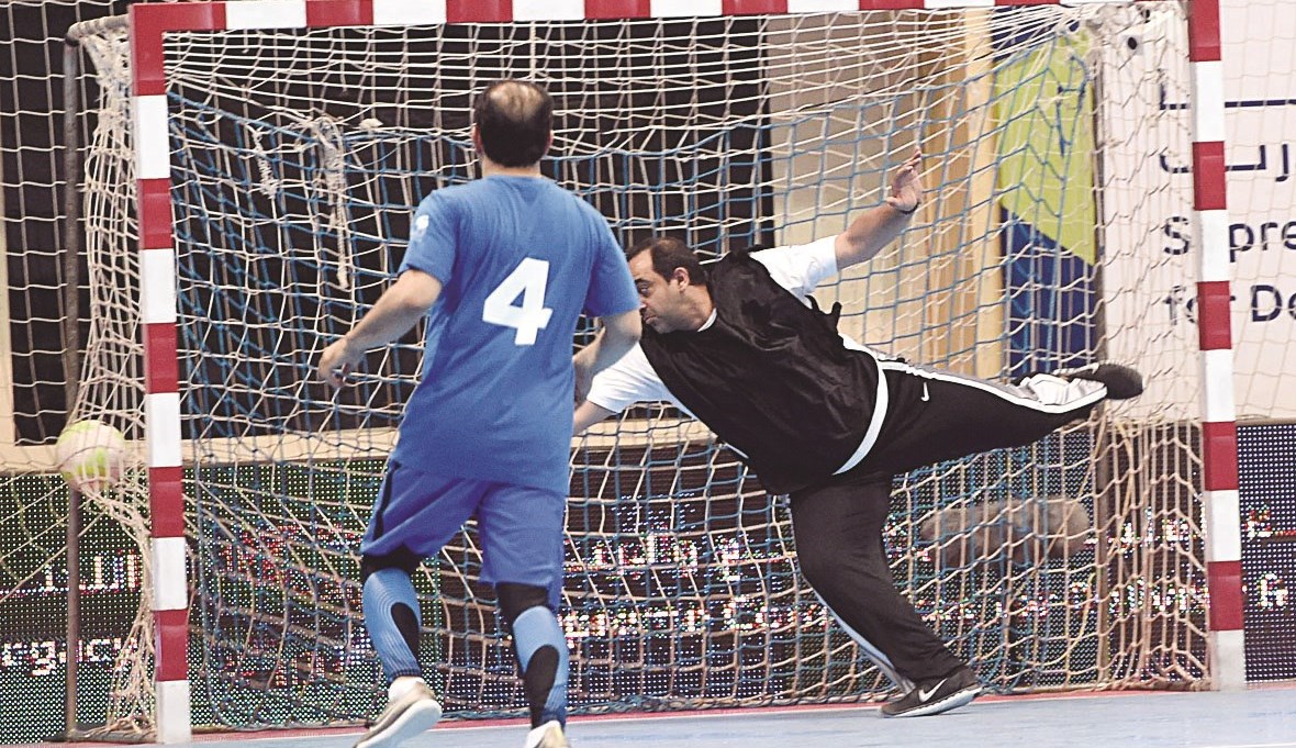 محاولة يائسة من محمد العبدالله لصد هدف نيابي