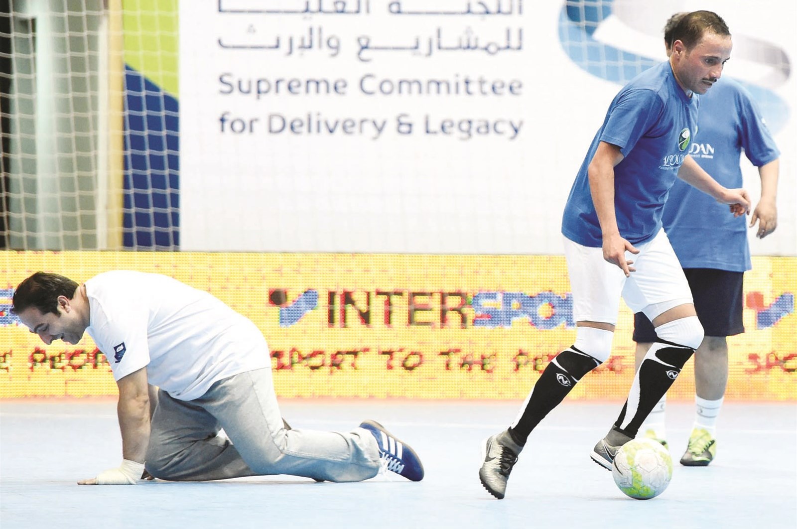 u0645u0631u0632u0648u0642 u0627u0644u063au0627u0646u0645 u064au062au062cu0627u0648u0632 u0648u0632u064au0631 u0627u0644u0625u0633u0643u0627u0646 u064au0627u0633u0631 u0623u0628u0644 u0641u064a u0637u0631u064au0642u0647 u0625u0644u0649 u0645u0631u0645u0649 u0627u0644u062du0643u0648u0645u0629  (u062au0635u0648u064au0631 u0623u0633u0639u062f u0639u0628u062fu0627u0644u0644u0647 u0648u0646u0627u064au0641 u0627u0644u0639u0642u0644u0629)