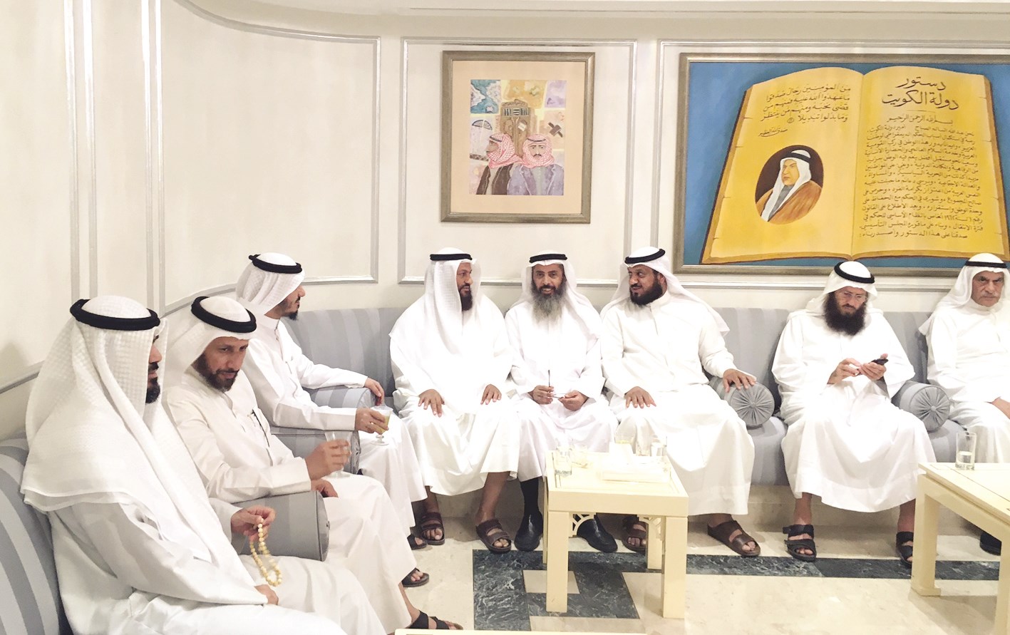 u0643u062au0644u0629 u0627u0644u063au0627u0644u0628u064au0629 u0641u064a u062fu064au0648u0627u0646 u0627u0644u0633u0639u062fu0648u0646