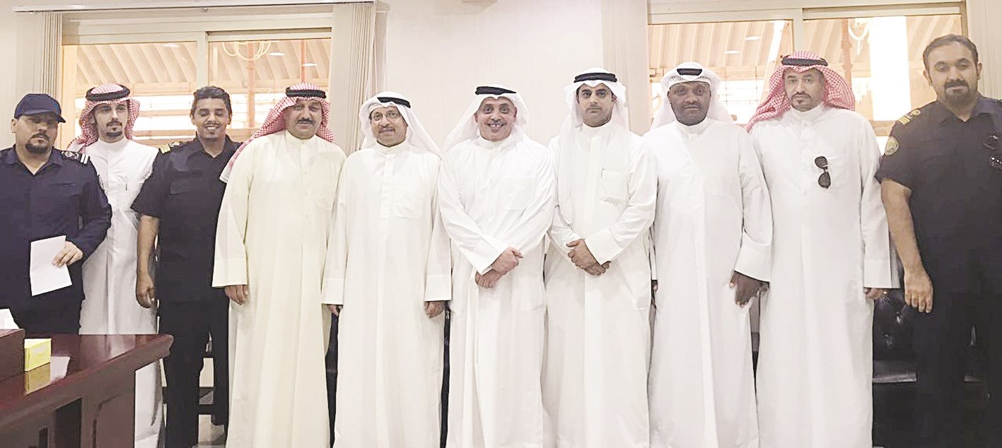 u0627u0644u0642u0636u064au0628u064a u0645u062au0648u0633u0637u0627u064b u0627u0644u062eu0645u064au0633 u0648u0627u0644u0639u064au062fu0627u0646 u0648u062cu0645u0631u0643u064au064a u0645u0646u0641u0630 u0627u0644u0646u0648u064au0635u064au0628