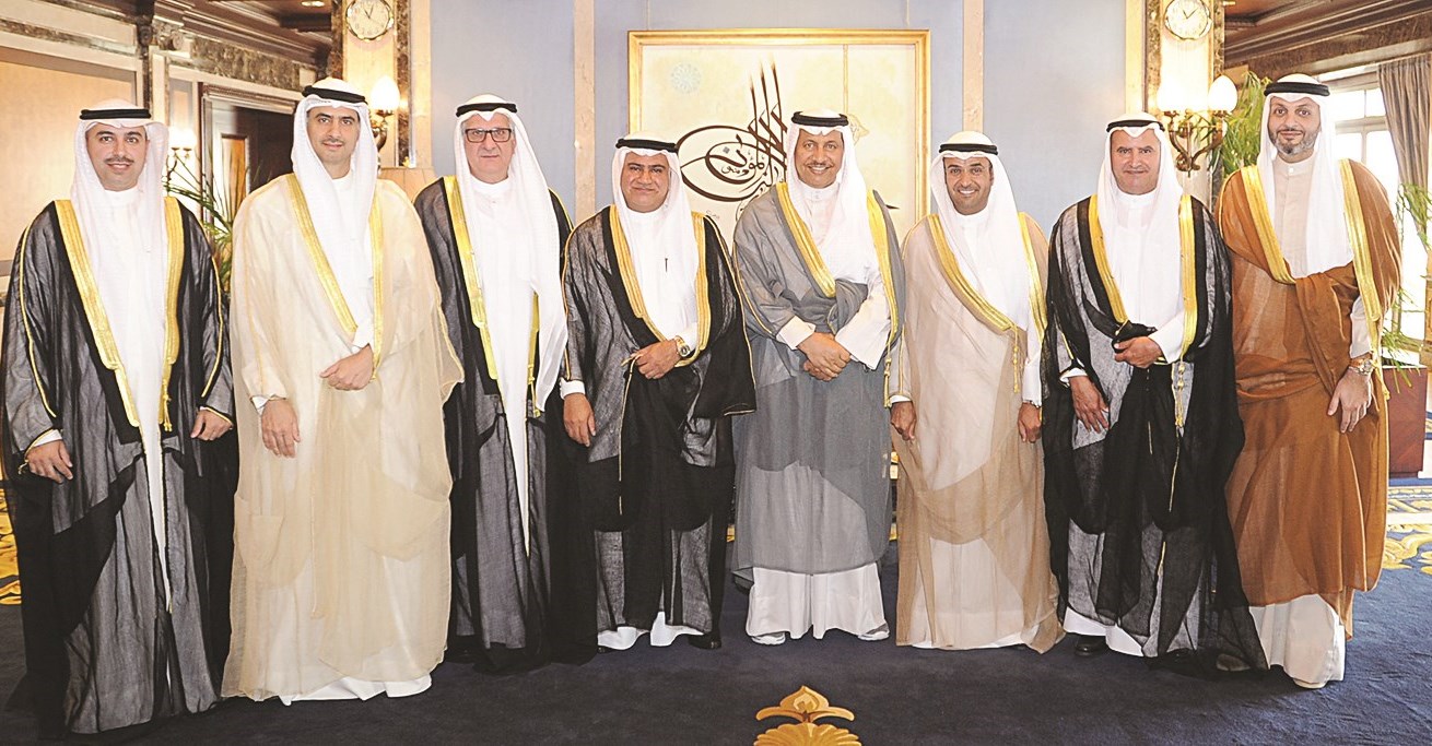 u0627u0644u0645u0628u0627u0631u0643 u0645u0633u062au0642u0628u0644u0627 u0623u0639u0636u0627u0621 u0645u062cu0644u0633 u0625u062fu0627u0631u0629 u0634u0631u0643u0629 u0628u0648u0631u0635u0629 u0627u0644u0643u0648u064au062a