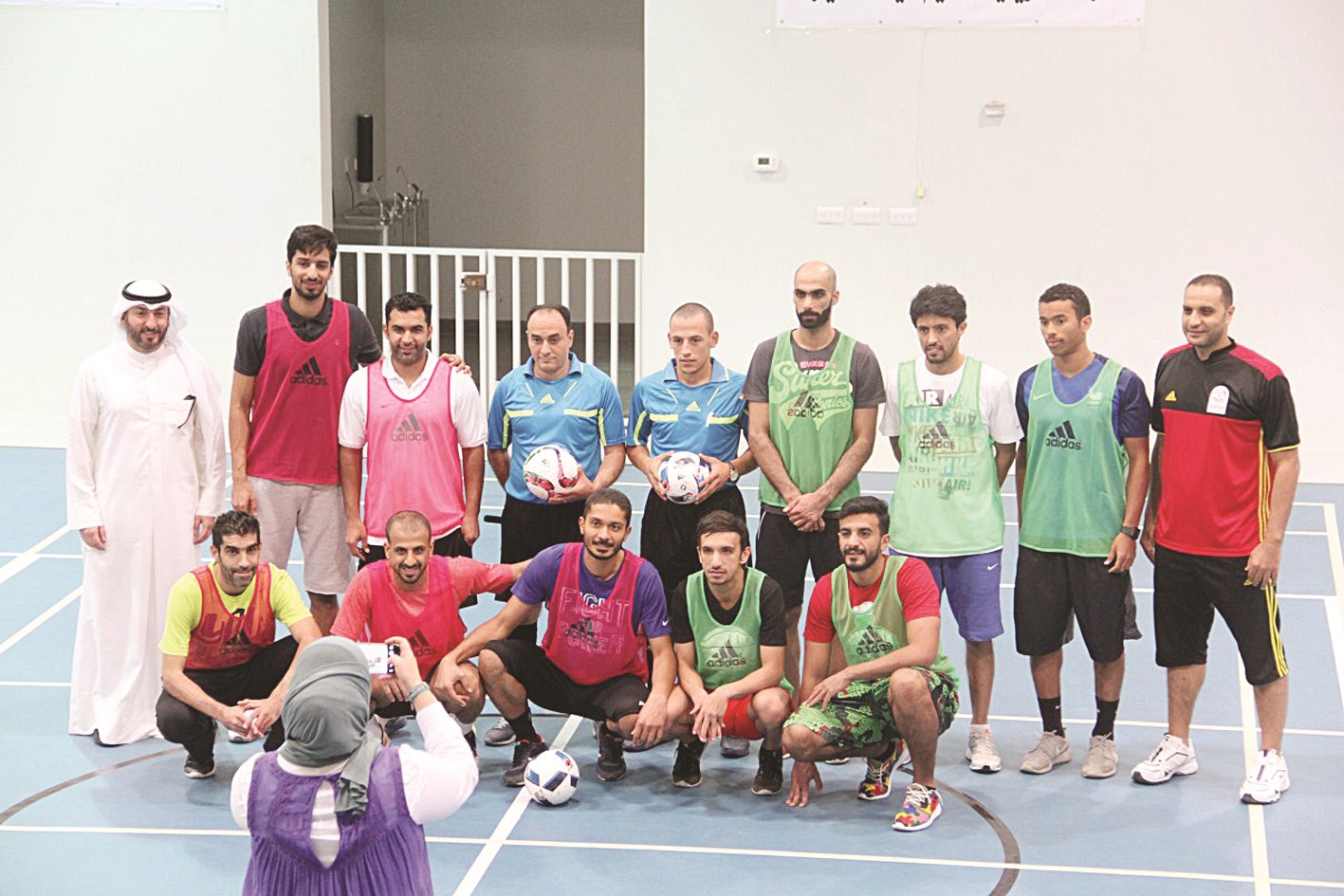 u0646u062cu0648u0645 u00abu0627u0644u0623u0632u0631u0642u00bb u0634u0627u0631u0643u0648u0627 u0641u064a u0627u0641u062au062au0627u062d u0627u0644u0628u0637u0648u0644u0629