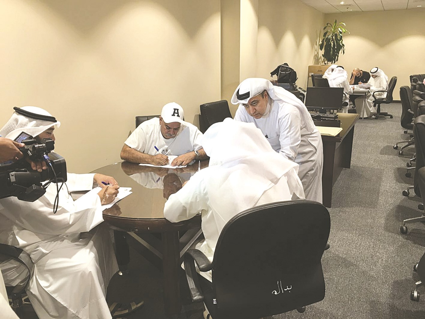 u0628u0648u0634u0647u0631u064a u064au0637u0645u0626u0646 u0645u0646 u0627u0644u0645u062eu062au0628u0631u064au0646 u0639u0644u0649 u0646u0648u0639u064au0629 u0627u0644u0623u0633u0626u0644u0629